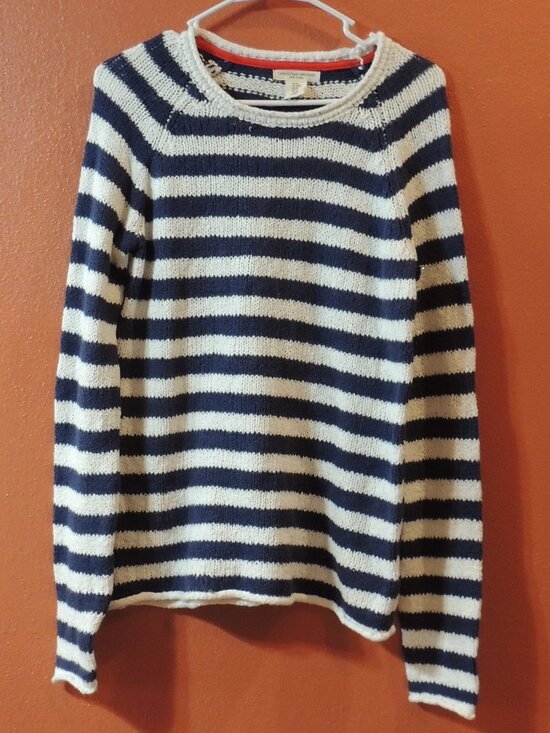 Christian Siriano Sweaters - Christian Siriano Knit Sweater NEW Woman Medium Stripes Heart Long Sleeve